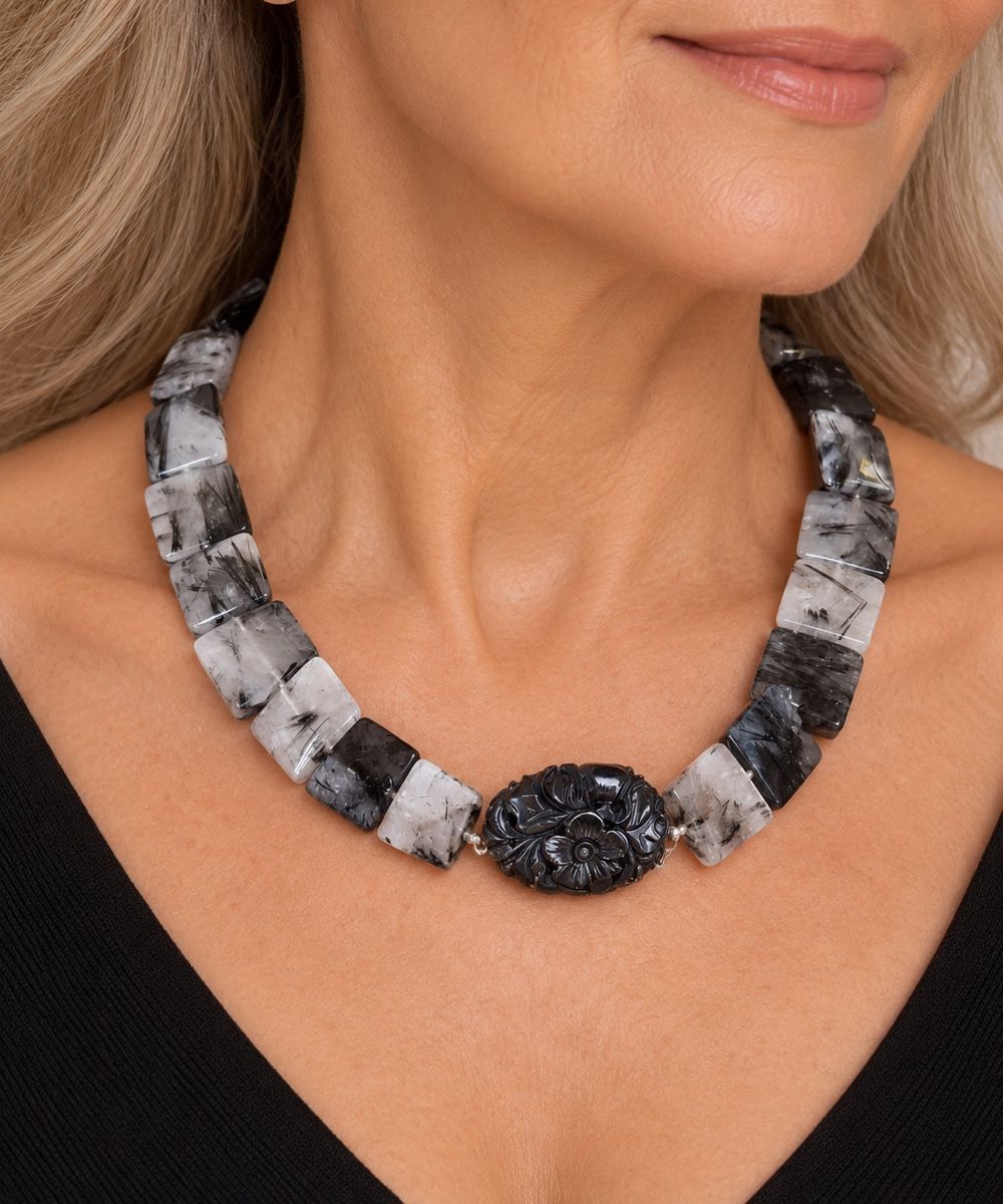 Colliers: TOURMALINATED QUARTZ NECKLACE – Neuf (Voir description) à Horgen par jgo_mxn5 1