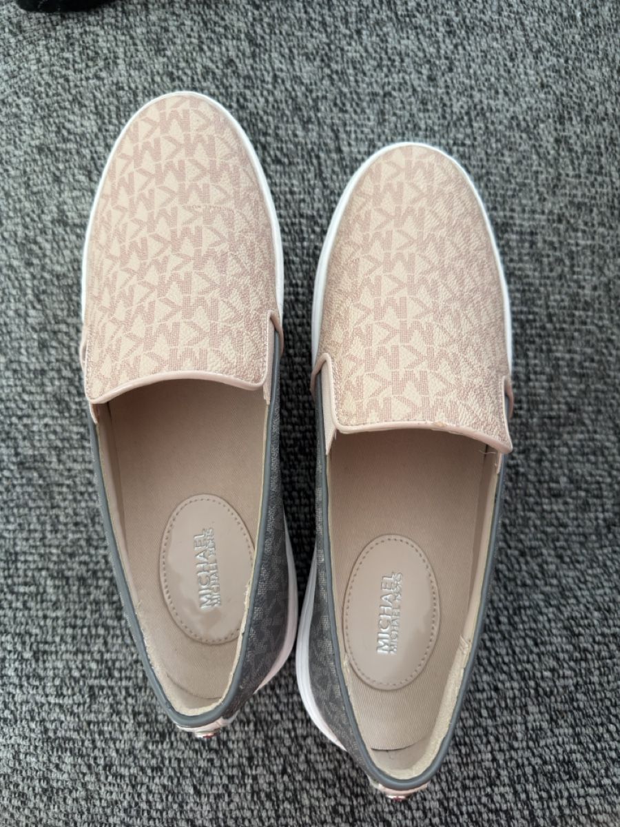 Michael Kors Damenschuhe: Michael Kors – Neu (gemäss Beschreibung) aus Jona von nik_bdd9 5