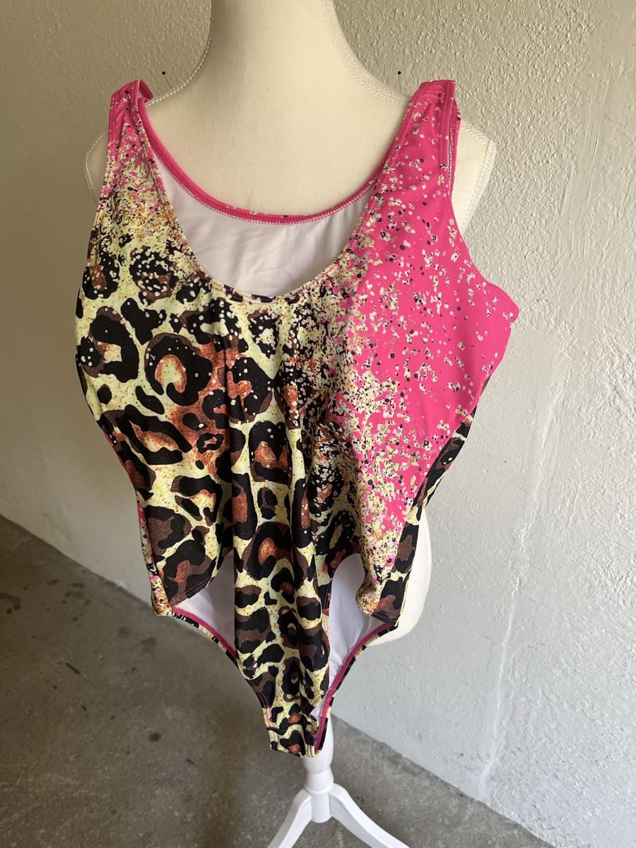 Costumi da bagno & Bikini: Badeanzug Damen Gr.XL NEU – Nuovo e nell'imballaggio originale da Uster venduto da Corina0111114 1