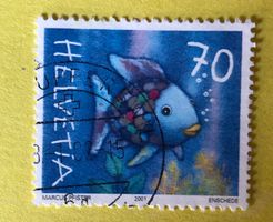 Nr.1027 GESTEMPELT Regenbogenfisch allein unterwegs 2001  ﻿