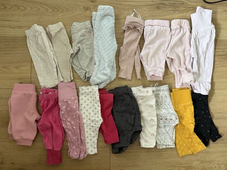 Lot pantalon T62 bébé fille 