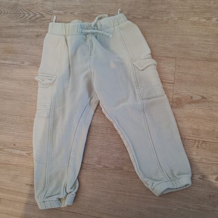 Hose Grösse 92