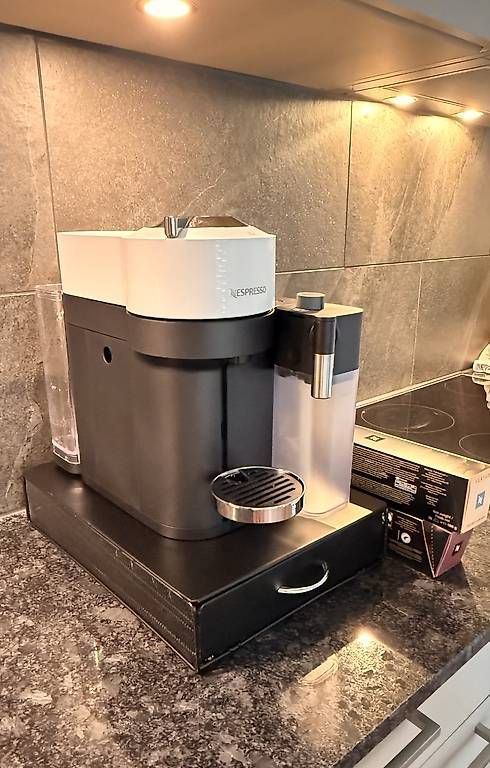 Machines à café & Machines à expresso: Kaffeemaschine | Nespresso – D'occasion à Eglisau par mar_w98l 3