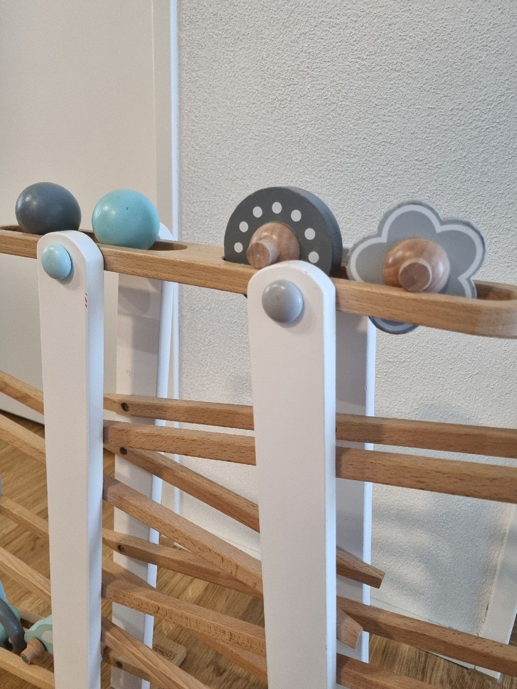 Pinolino Spielzeuge: Kugelbahn aus Holz, super Zustand – Gebraucht aus Rümlang von mic_pb6d 1