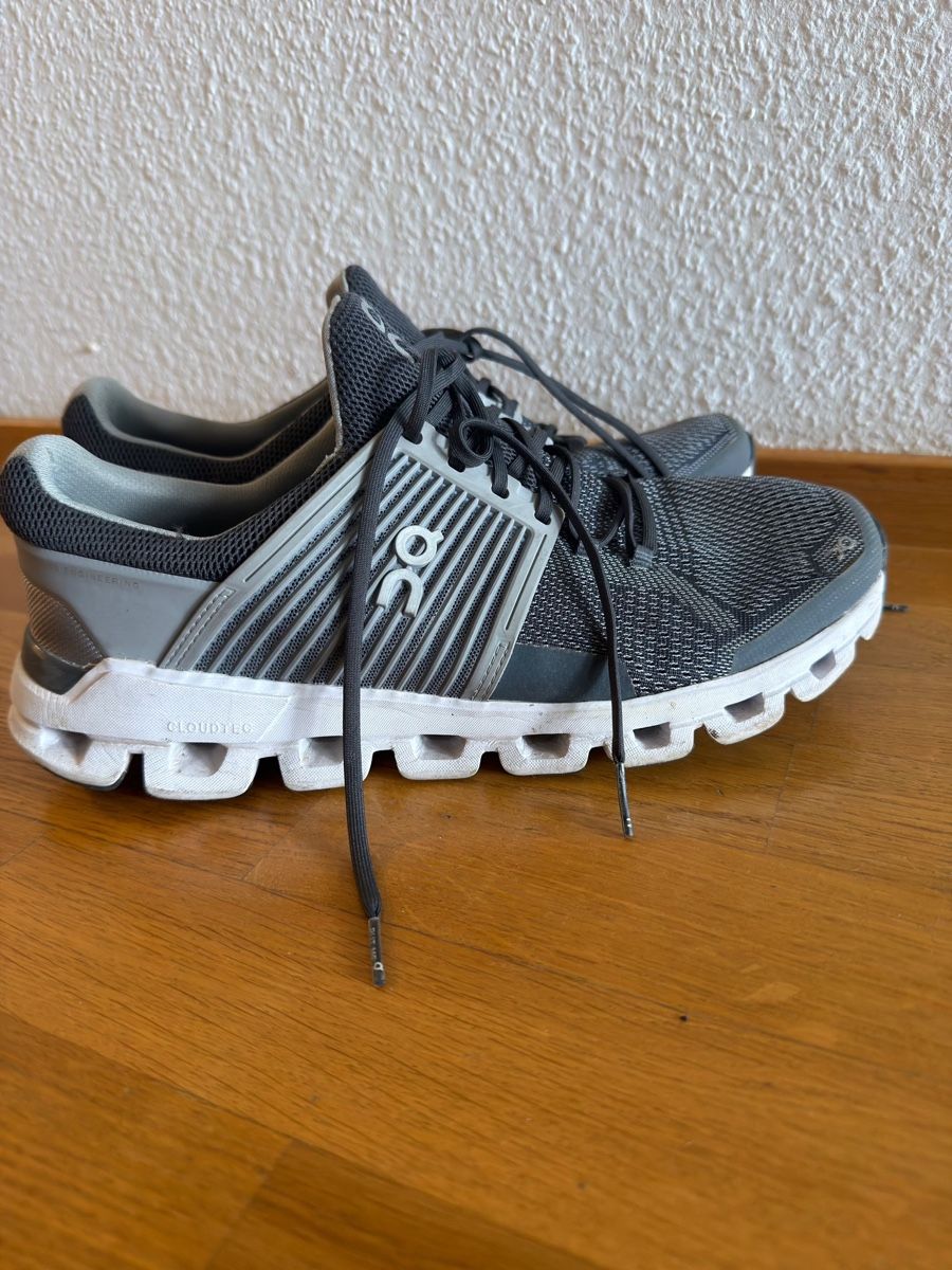 On Herrenschuhe: On Schuhe – Gebraucht aus Hochdorf von Violg 1