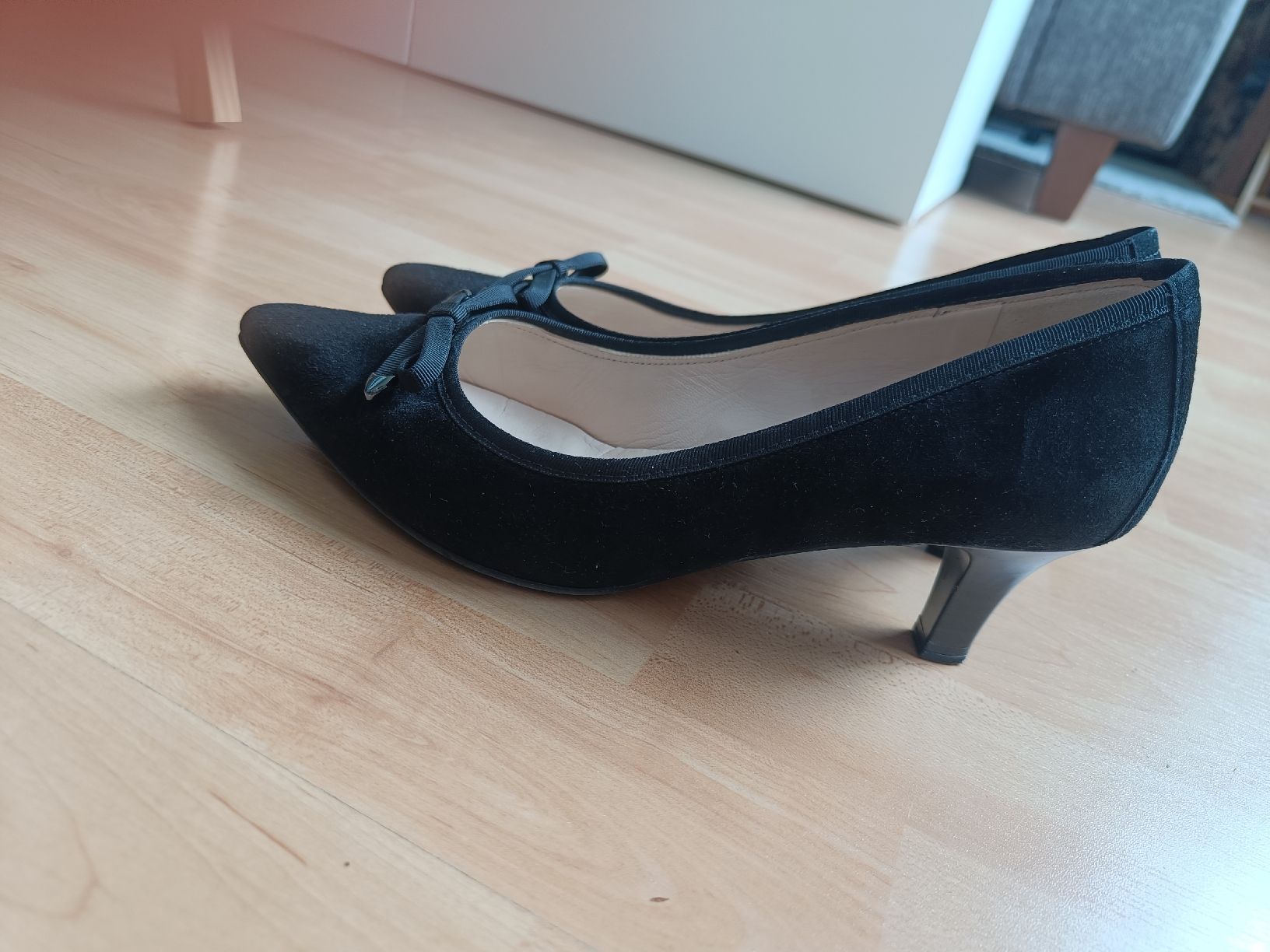 Kaiser Scarpe da donna: Peter Kaiser Echtleder Pumps Schwarz Gr. 5 bzw. 38 – Usato da Lenzburg venduto da Valflo02 1