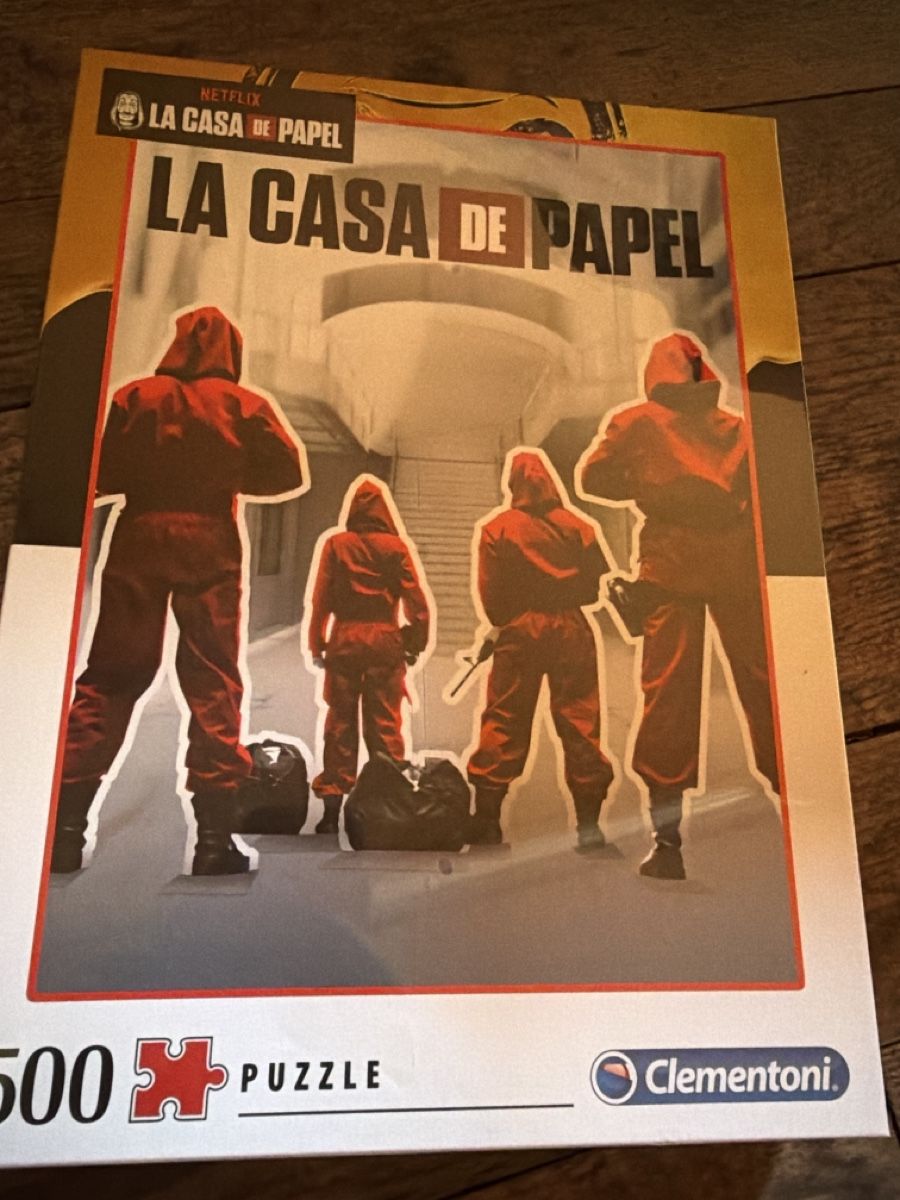 Clementoni Puzzle: La casa de Papel puzzle – Nuovo e nell'imballaggio originale da Münsingen venduto da ran_5sv9