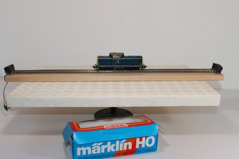 Märklin Modelleisenbahnen: Märklin DB Lok ( 566 ) – Gebraucht aus Kerzers von Winu64