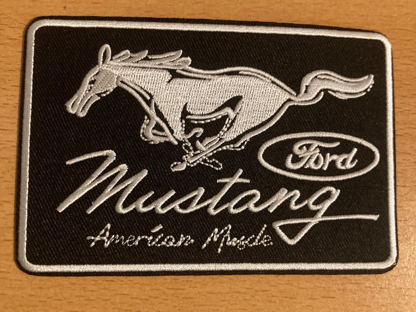 Toppe: Ford Mustang Patch Sticker Aufnäher 1091 – Nuovo (secondo la descrizione) da Horn venduto da abutre72