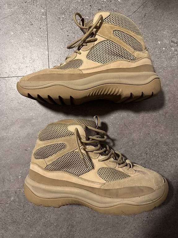 Adidas Herrenschuhe: Adidas Yeezy Desert Boot - Grösse 46 – Gebraucht aus Brenzikofen von and_69mm