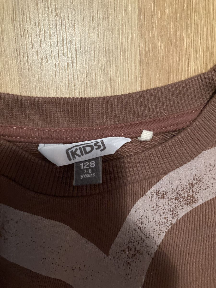 Lotti & Set di vestiti: Mädchen Herz Pullover und Hose Gr. 128 – Usato da Emmenbrücke venduto da JJ_89 4