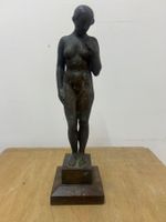 antike Bronzestatuette eines weiblichen Aktes ca. um 1900