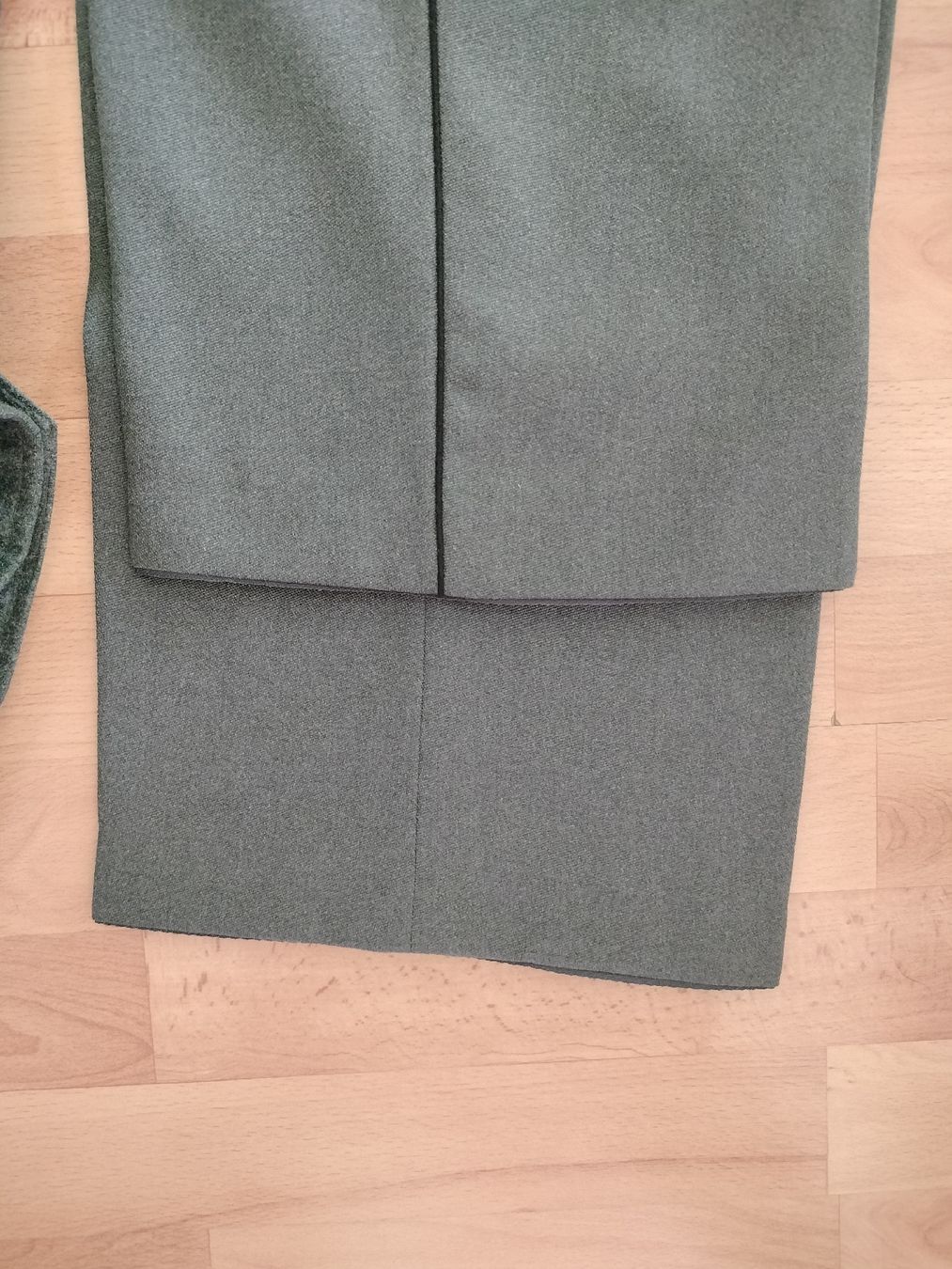 Schweizer Armee Uniformi: Antike Schweizer Armee Militär Uniform – Usato da Schwanden Sigrisw venduto da cadieux71 4