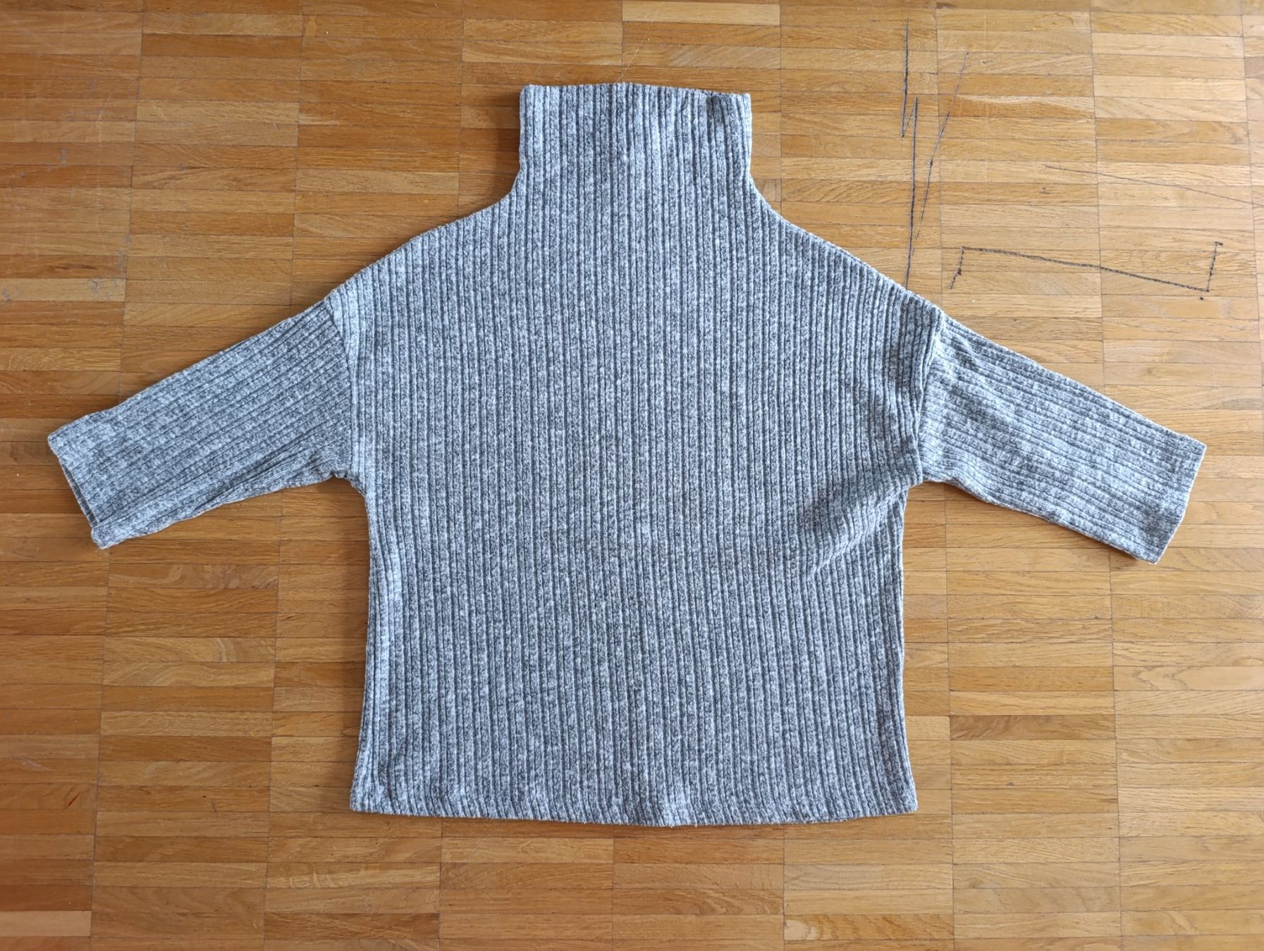 Maglioni & Felpe: Strickjacke Damen Grau, Gr M – Usato da Zürich venduto da mir_2kjl 1
