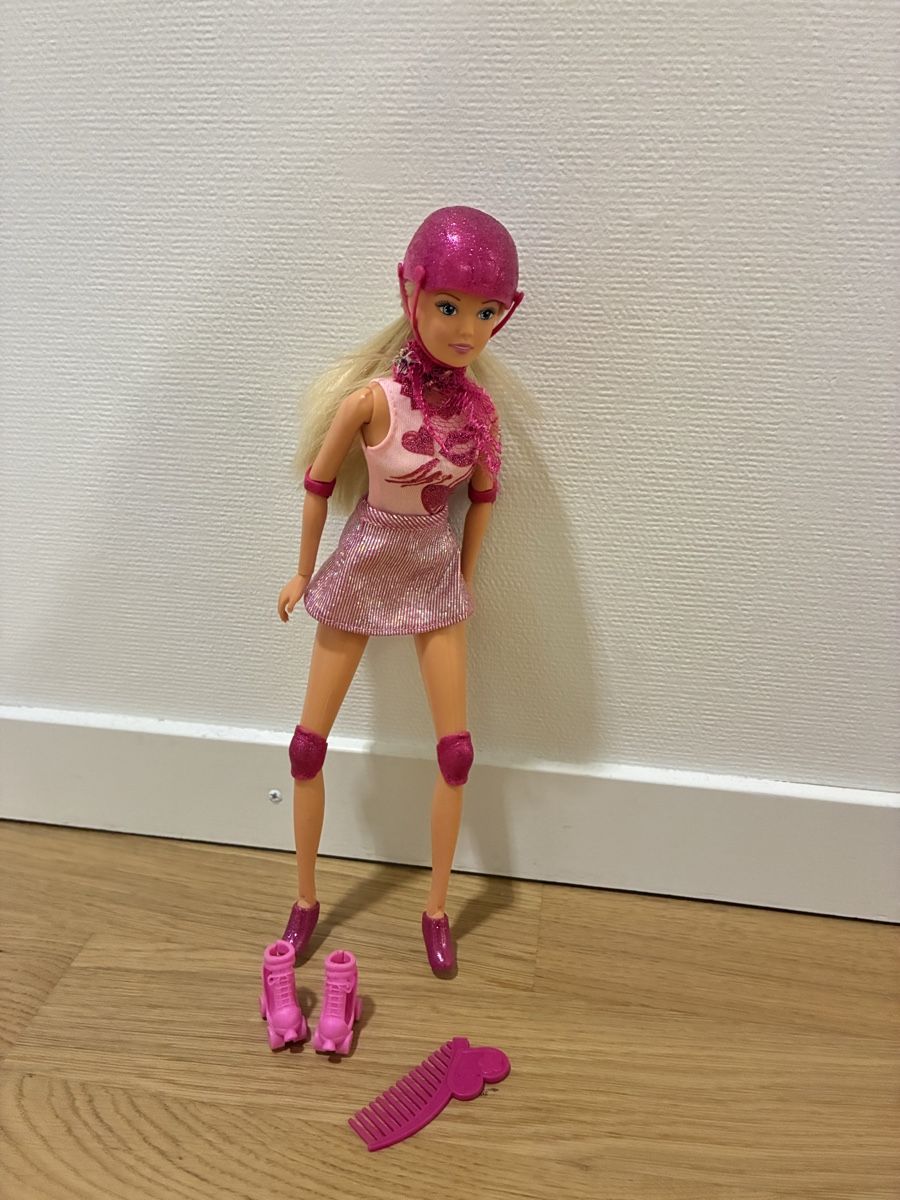 Bambole: Simba SL Glitter Skates- pink! – Usato da Urdorf venduto da Peter0925