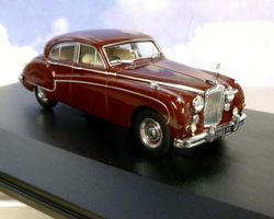 Jaguar Mark IX 1958-1962 RHD dunkelrot      1:43 von Oxford