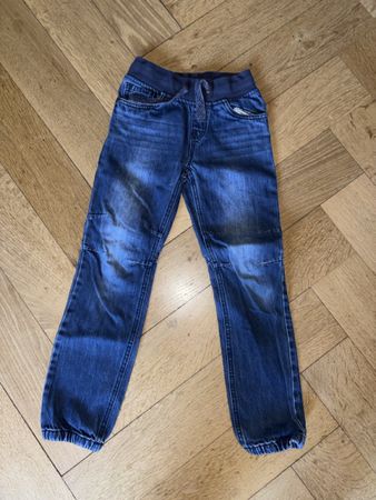 Jeans Kinder Grösse 128 guter Zustand