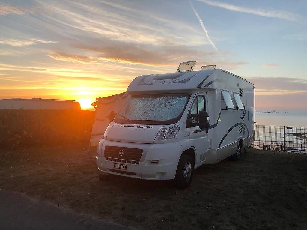 Veicoli da campeggio: Wohnmobil Fiat Ducato – Usato da Reinach BL venduto da zim_x7cn