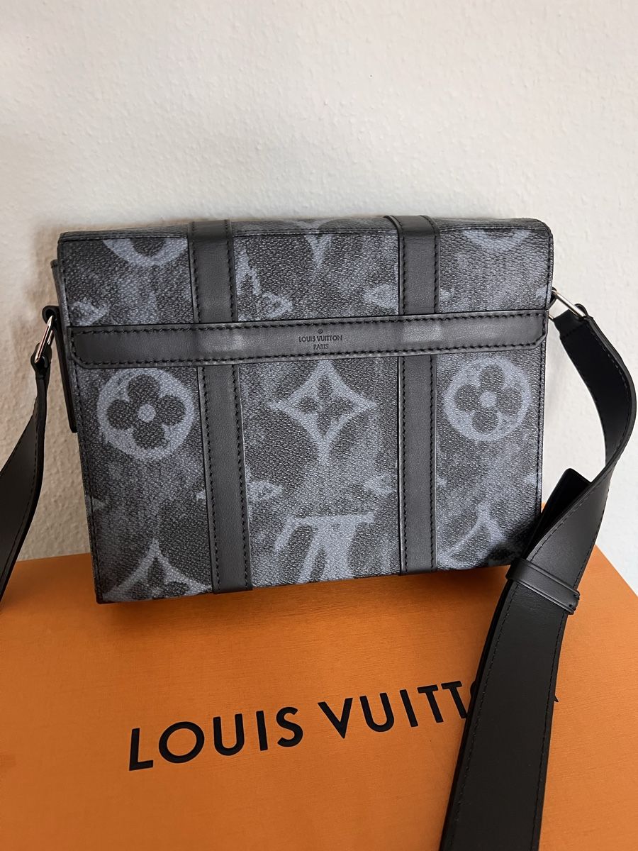 Louis Vuitton Borse: eine Louis Vuitton Trunk Messenger Tasche aus Monogram Paste – Usato da Solothurn venduto da Brini06 4