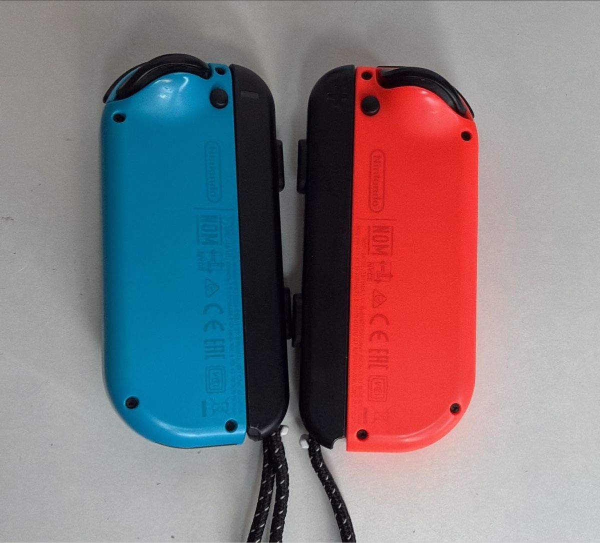 Nintendo Controller: Nintendo Switch Joy-Con Pair Red Blue with Box! TOP Cond. – Usato da Ehrendingen venduto da bubulence 2