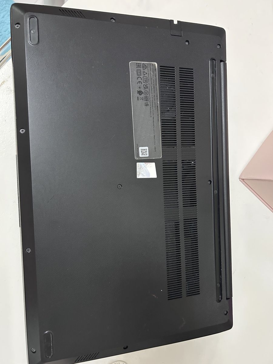Lenovo Notebook: Ordinateur portable Lenovo – Usato da St-Barthélemy VD venduto da lap_tc5x 2