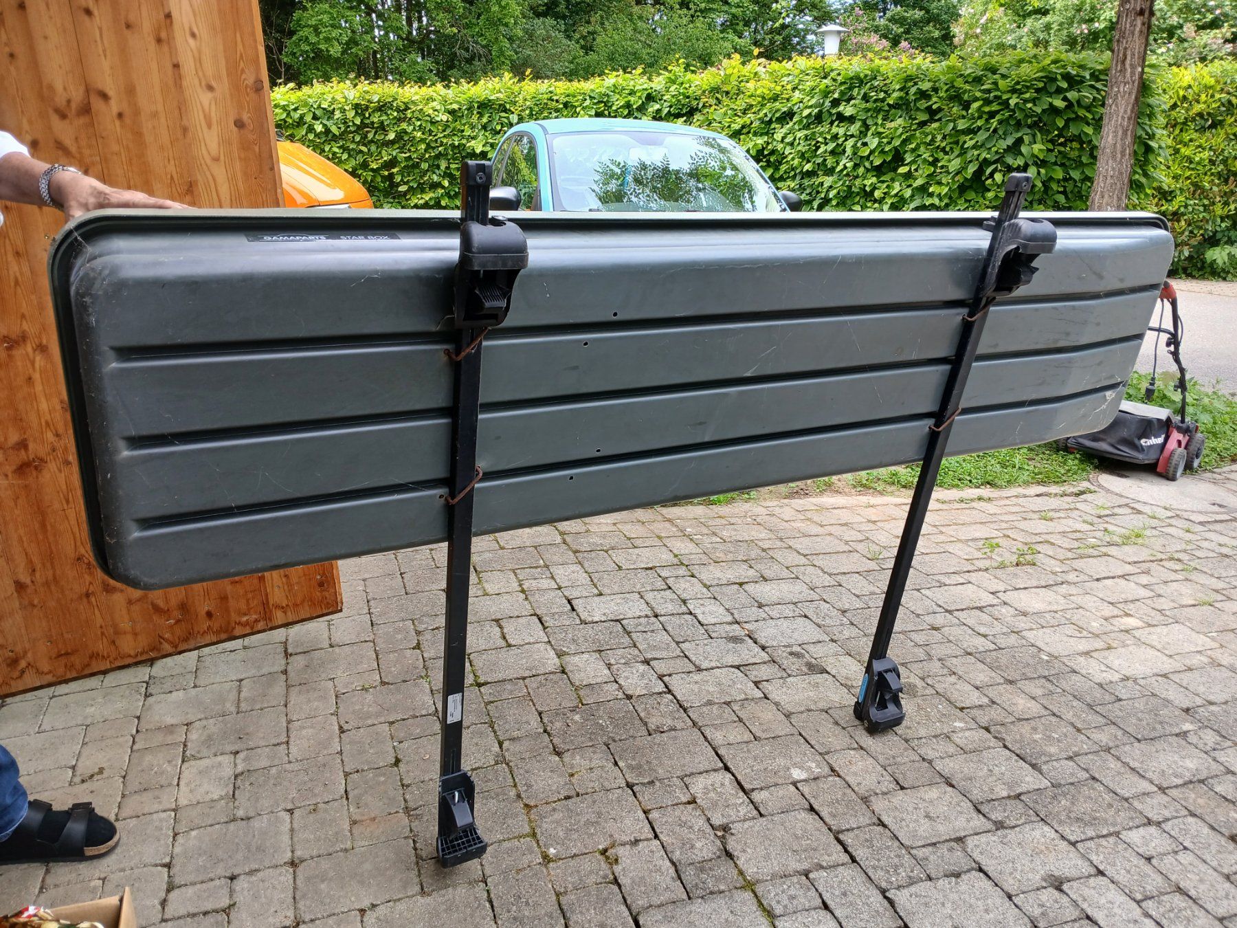 Box da tetto: Dachbox ca. 230 L, Quergestänge ca. 130cm – Usato da Hinwil venduto da Unglaubliche-Treffer 4