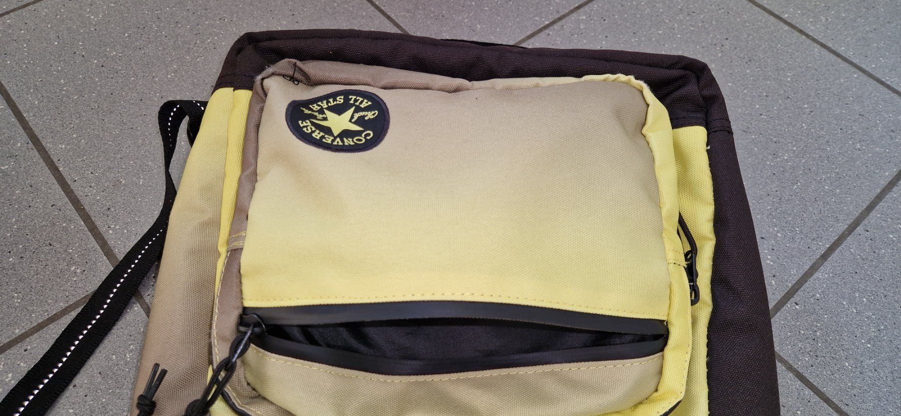 Zaini: Converse Tagesrucksack - gelb/grau/schwarz – Nuovo (secondo la descrizione) da Kollbrunn venduto da Bobibau 7
