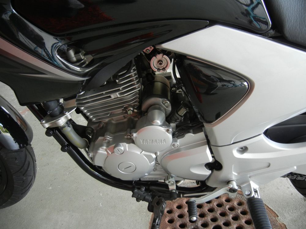 Motorrad Yamaha YBR 250 6
