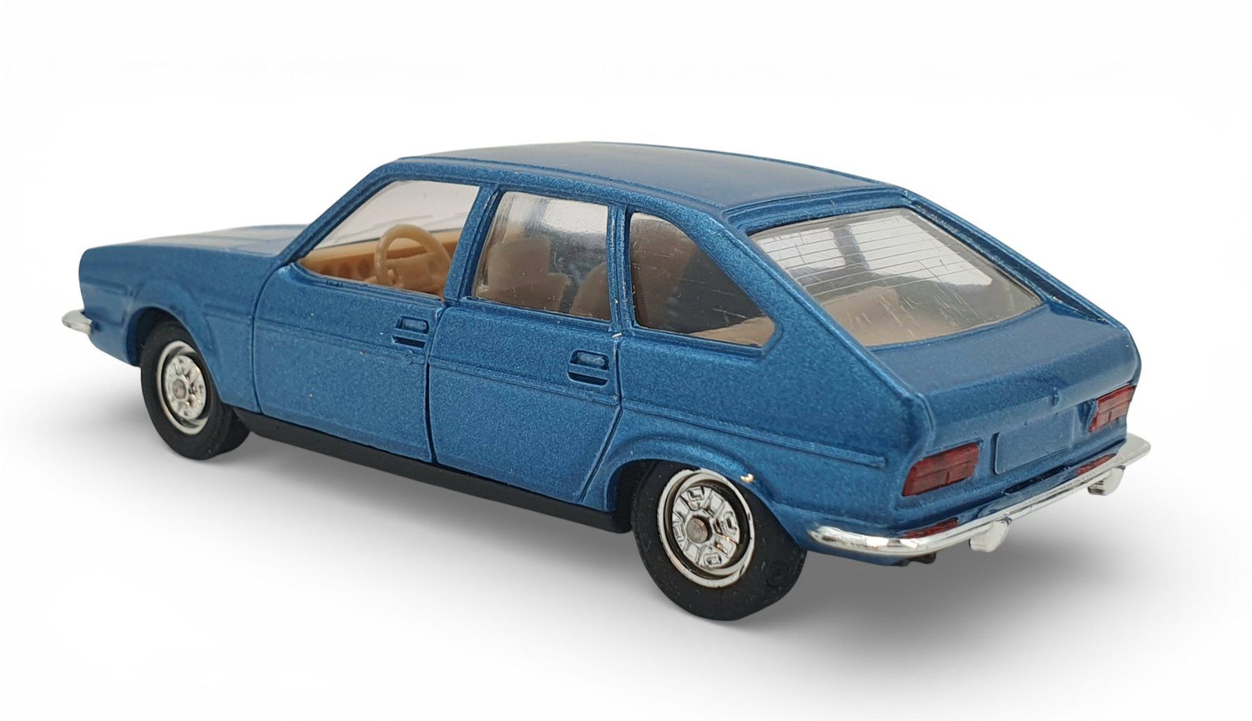 Solido Modellini d'auto: Solido Renault 30  OVP – Nuovo e nell'imballaggio originale da Flawil venduto da JaguarXJSHE 6