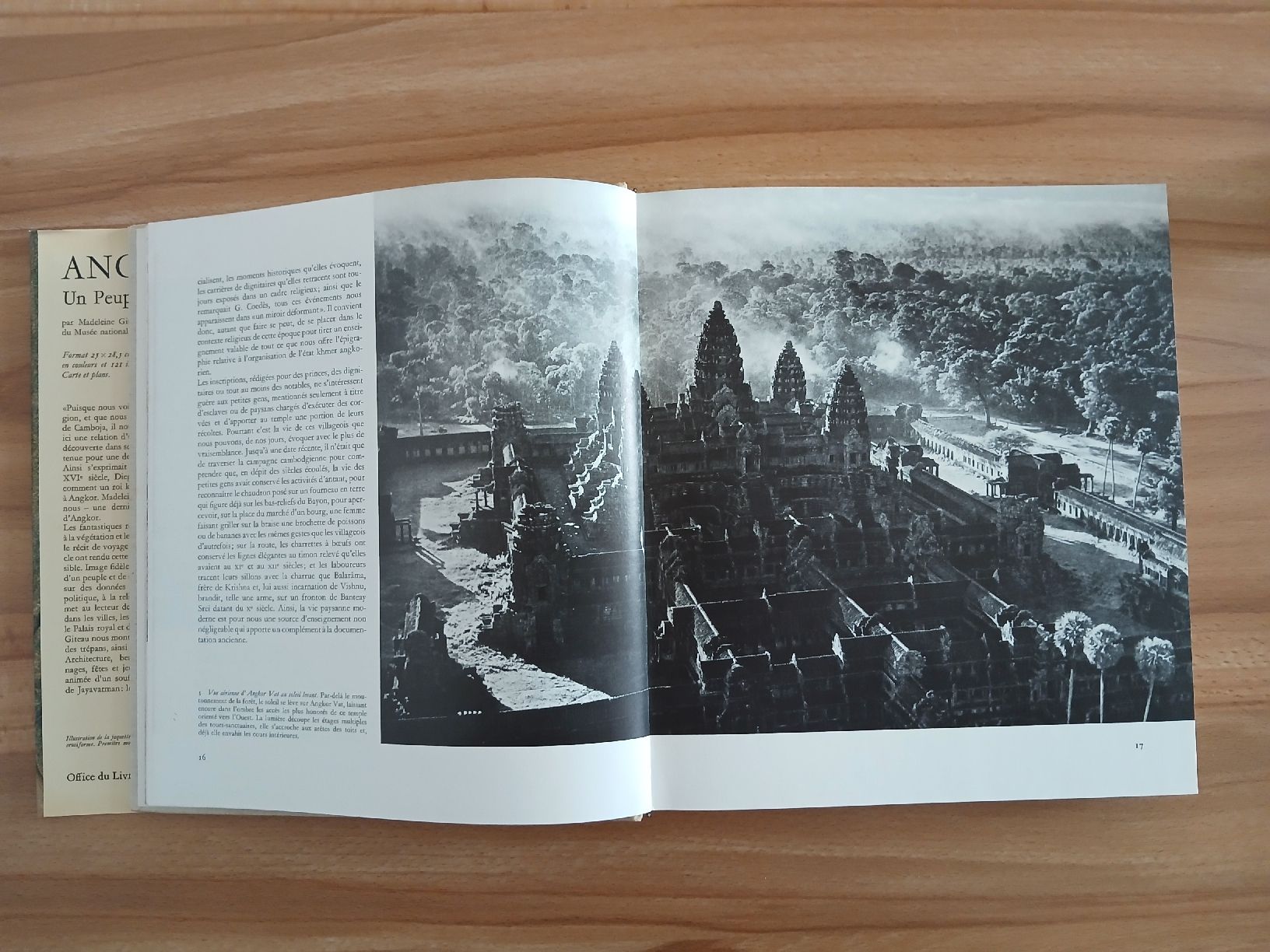 Libri: Angkor un peuple - un art – Usato da Le Sentier venduto da arc_2thy 3