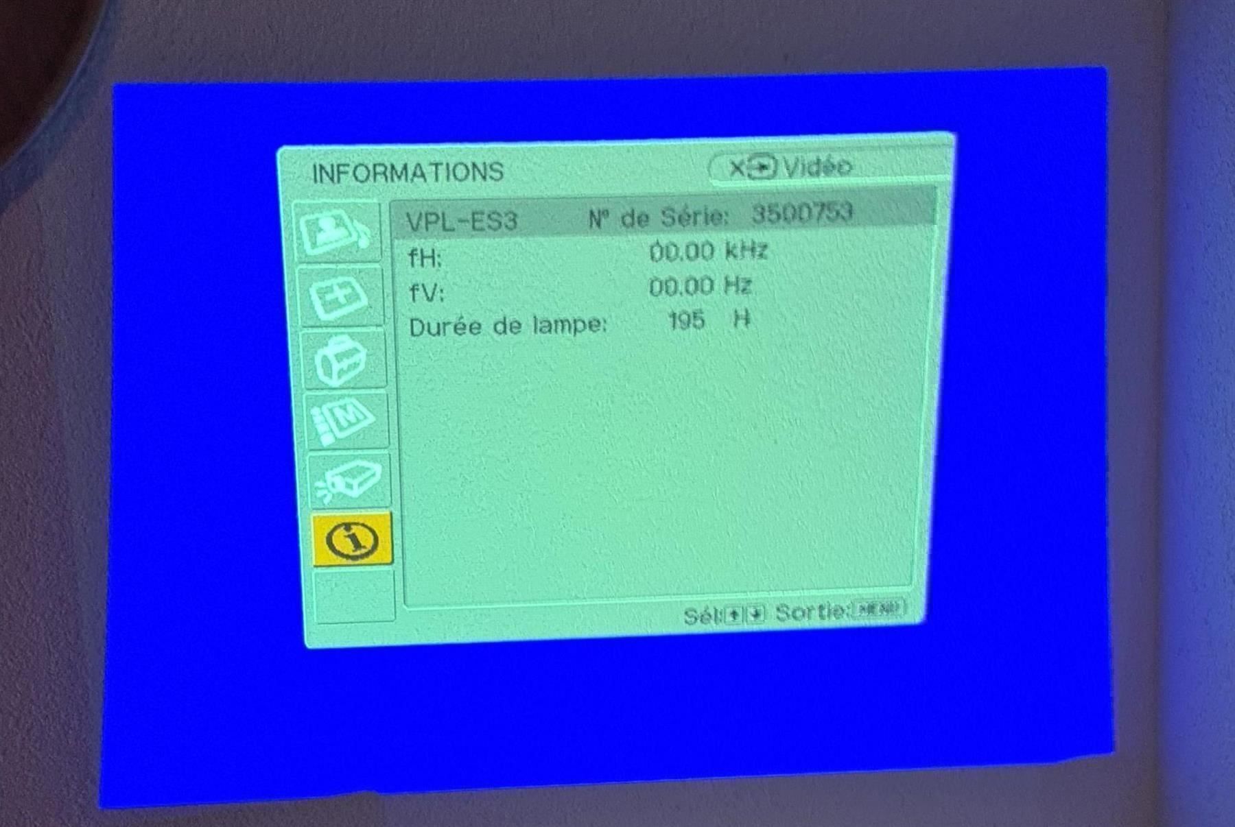 Sony Home Cinema: Projektor Beamer Sony VPL ES3 projecteur – Usato da Collonges venduto da arashee 4
