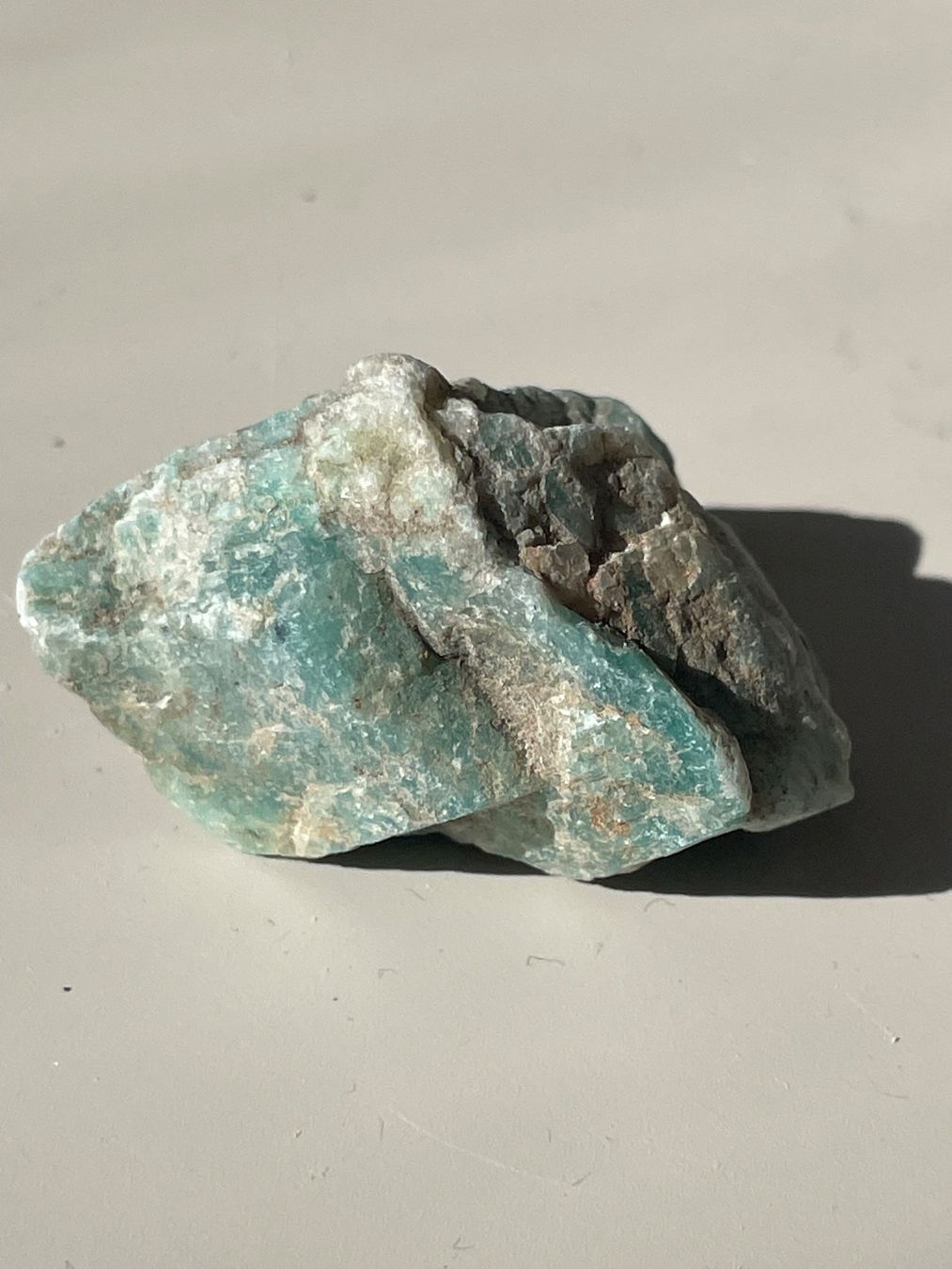 Minerali & Pietre curative: Amazonit-Rohstein aus alter Mine – Nuovo e nell'imballaggio originale da Schiers venduto da sisikristall 1