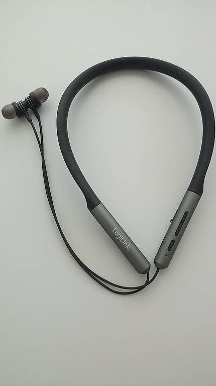 Cuffie: Bluetooth Neckband Headset – Usato da Giswil venduto da Anubis20