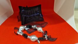 Modeschmuck Armband mit Perlen und schwarzen Steinen neu