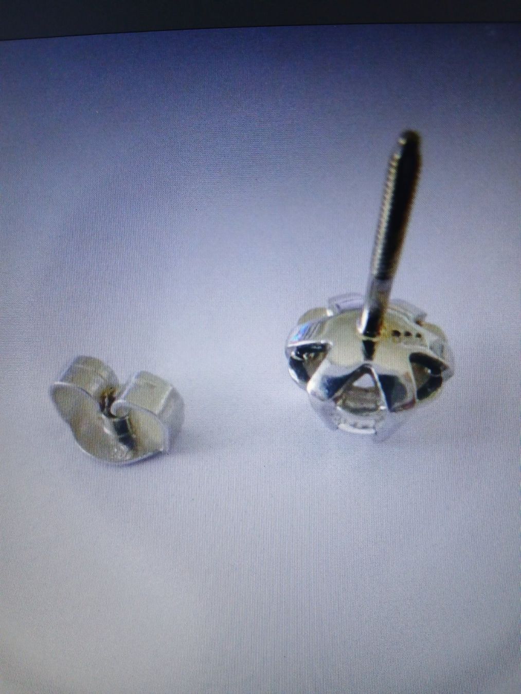 Orecchini pendenti & Orecchini a lobo: Ohrstecker gestempelt 750 Weissgold – Usato da Stallikon venduto da madi0320 1