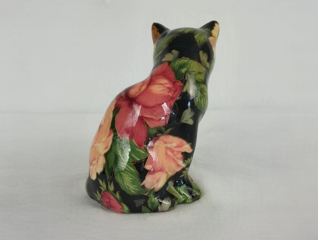 Statuette: Katzenfigur Blumenmuster – Usato da Schübelbach venduto da Restwert_Schubelbach 1