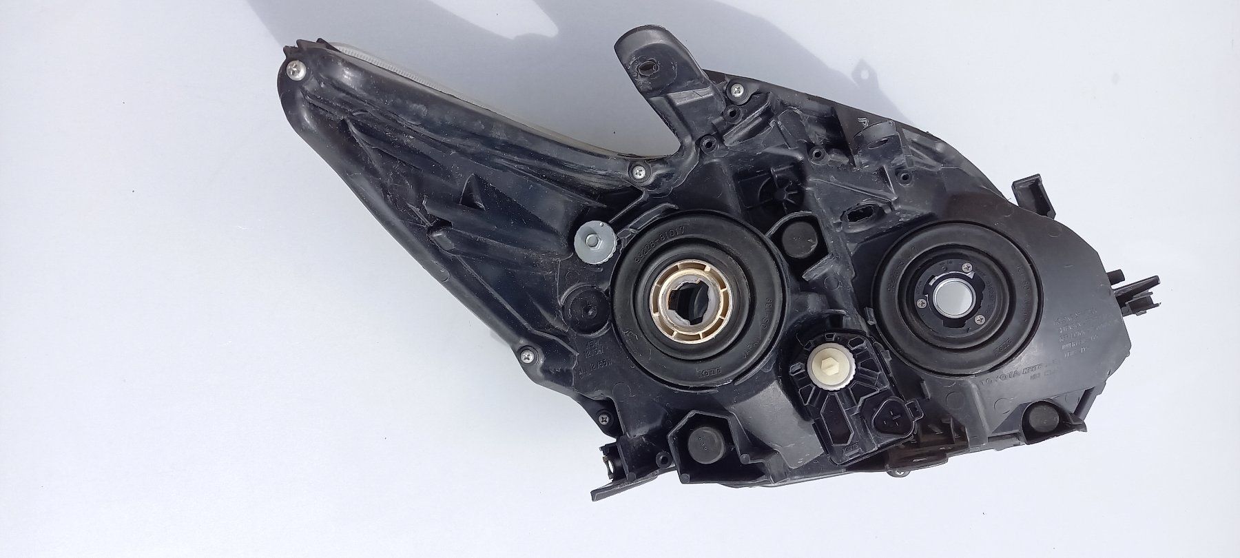 Fari: Toyota Prius Scheinwerfergehäuse vorne links – Usato da Ebikon venduto da Romei23 3