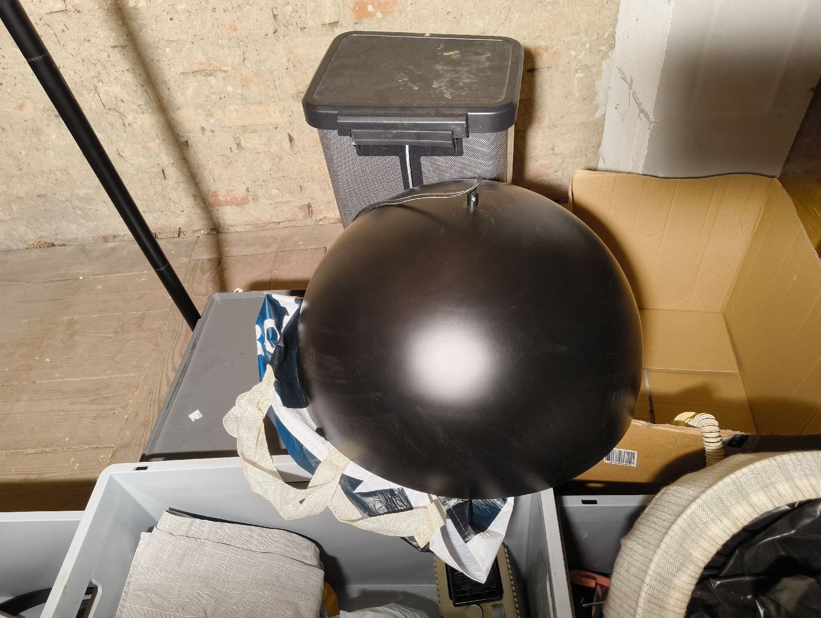Tous les outils: Diverser Elektro Material und Konvolut – Défectueux à St. Gallen par Kiwi888 2