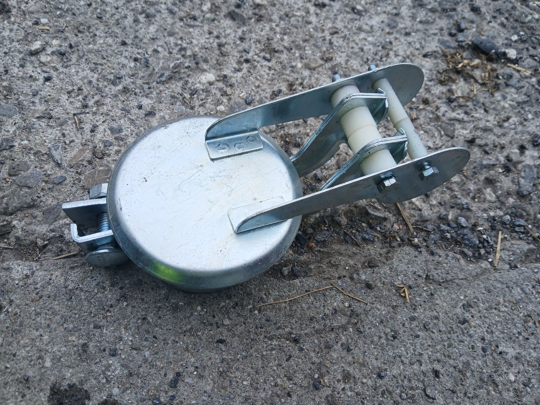 Trattori: Traktorenauspuffklappe 8cm – Usato da Landquart venduto da Tractospeed01