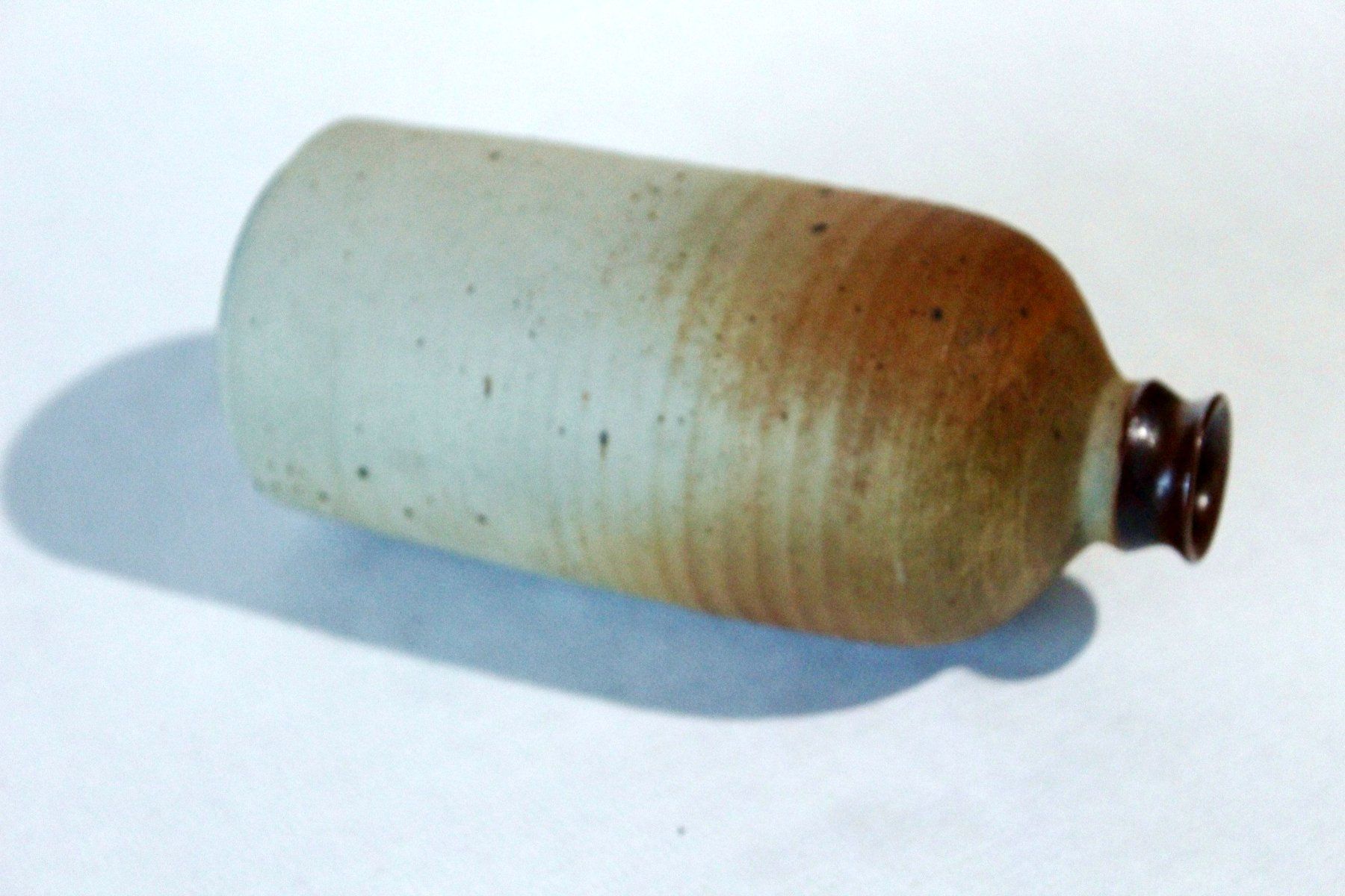 Vasen & Gefässe: Monogrammierte Unikat - STUDIOKERAMIK - VASE / FLASCHE, 1975 – Gebraucht aus Bern von kultiges 9