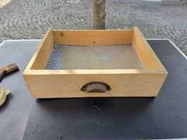 Holzschublade mit Griff und Musterboden gute Zustand