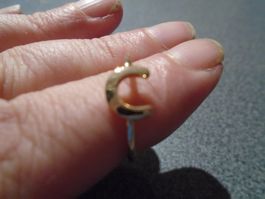 Ring goldfarbig, Mondsichel
