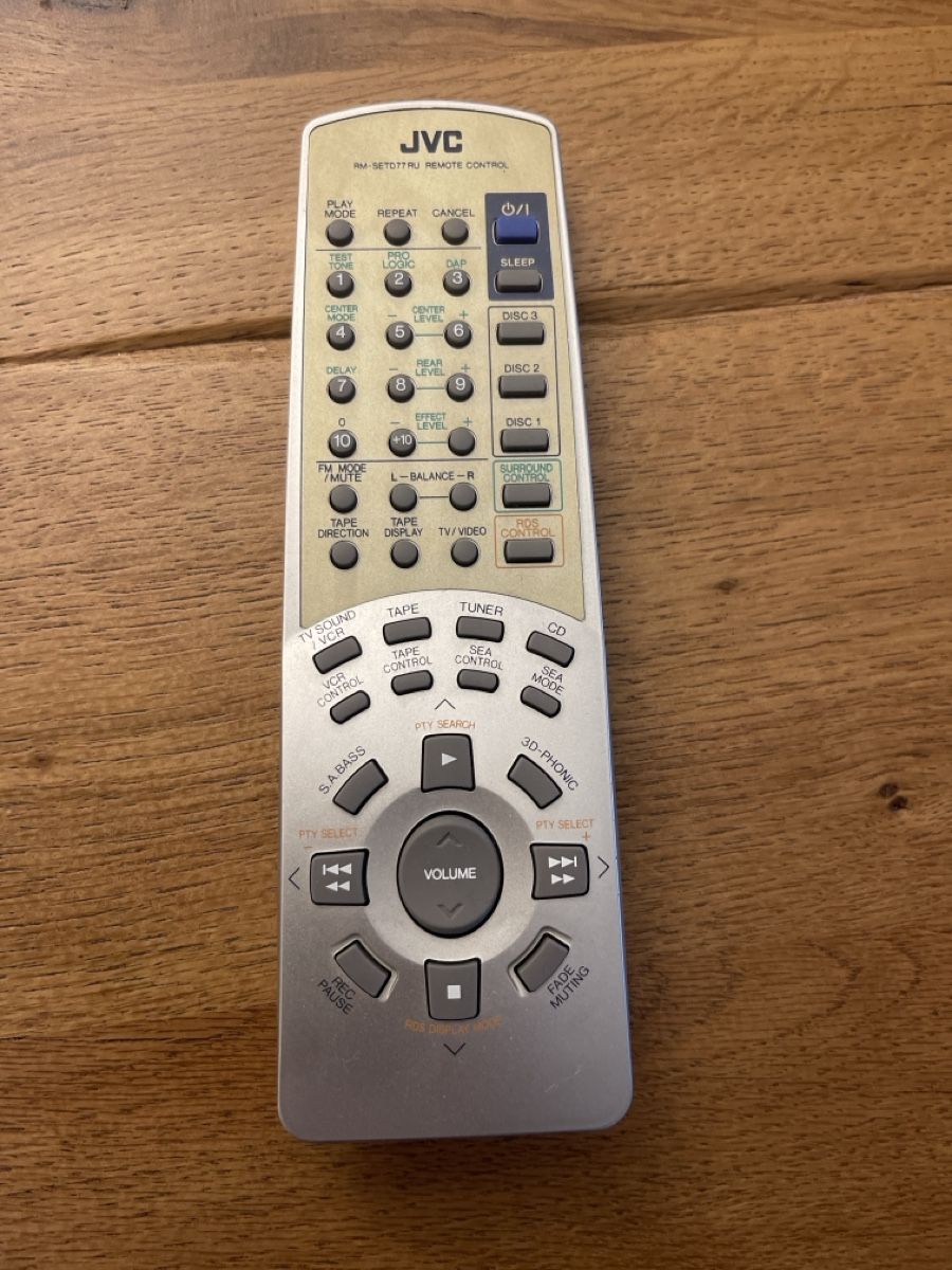 JVC Lettore multimediale & Streamer: JVC  Radio- CD- Kassetten Compact / System – Difettoso da Zufikon venduto da lea050 3