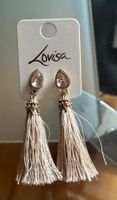 Boucles d’oreilles pendantes pompons strass beige Lovisa