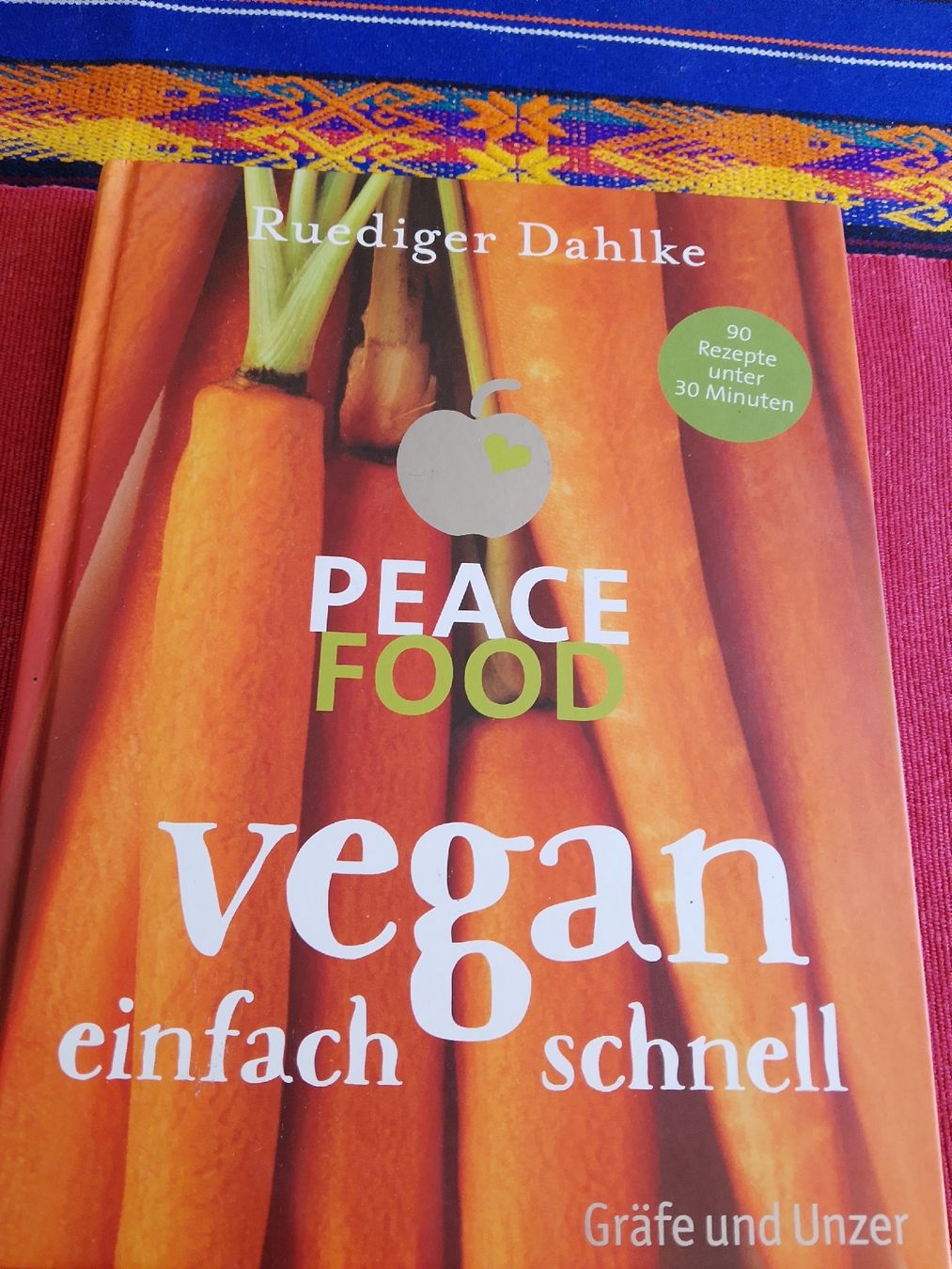 Libri: Peace Food – Nuovo (secondo la descrizione) da Volken venduto da katz5