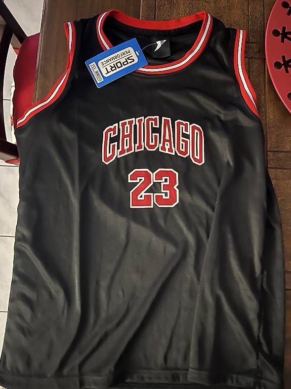 Canottiere & Pantaloni: Canotta Chicago Jordan 23 2XL – Usato da Viganello venduto da bia_x25w