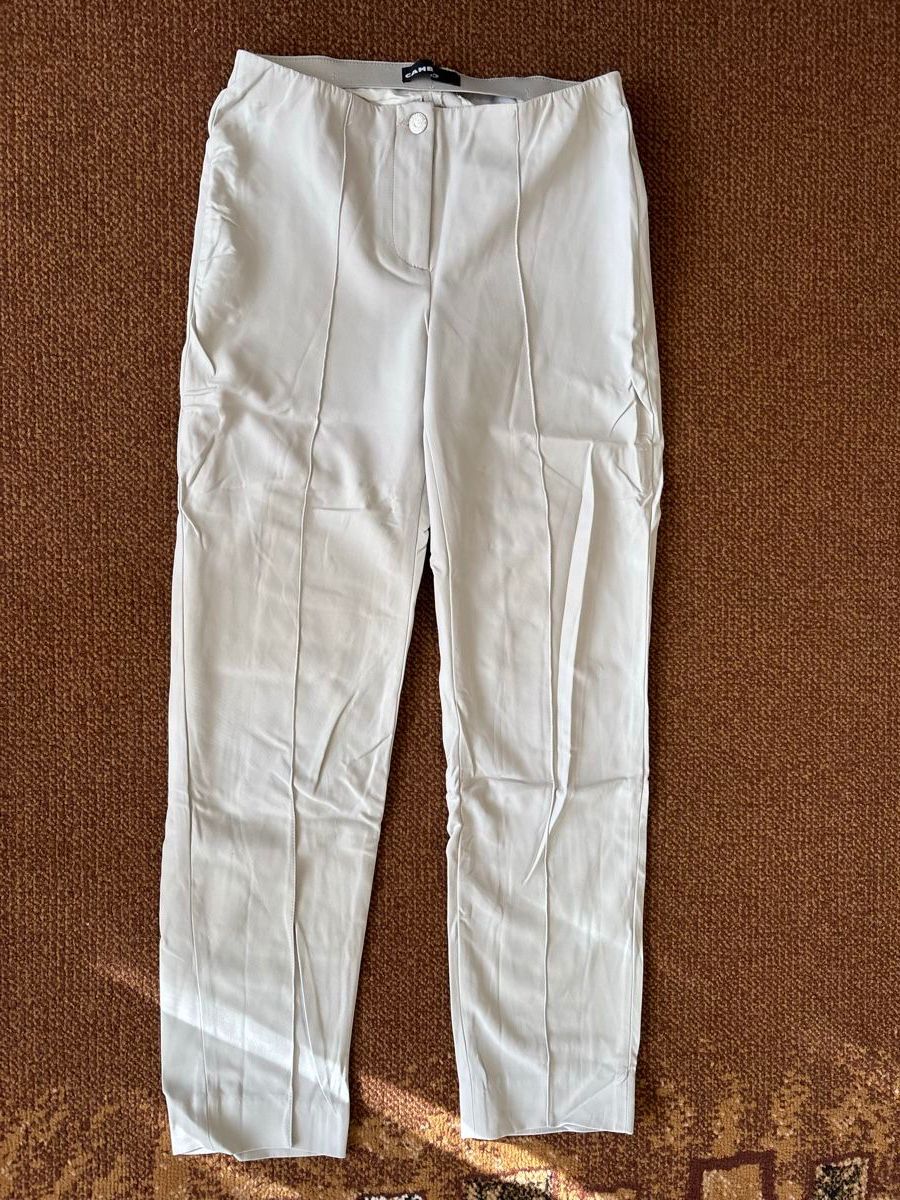 Pantaloni: Trouser – Usato da Genève venduto da Second_Hand_Ch
