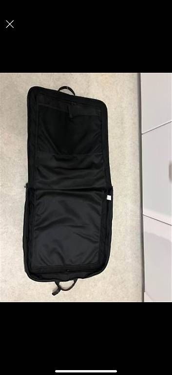 Borse: Anzugtasche schwarz NEU – Nuovo (secondo la descrizione) da Wattwil venduto da Gpunto 1