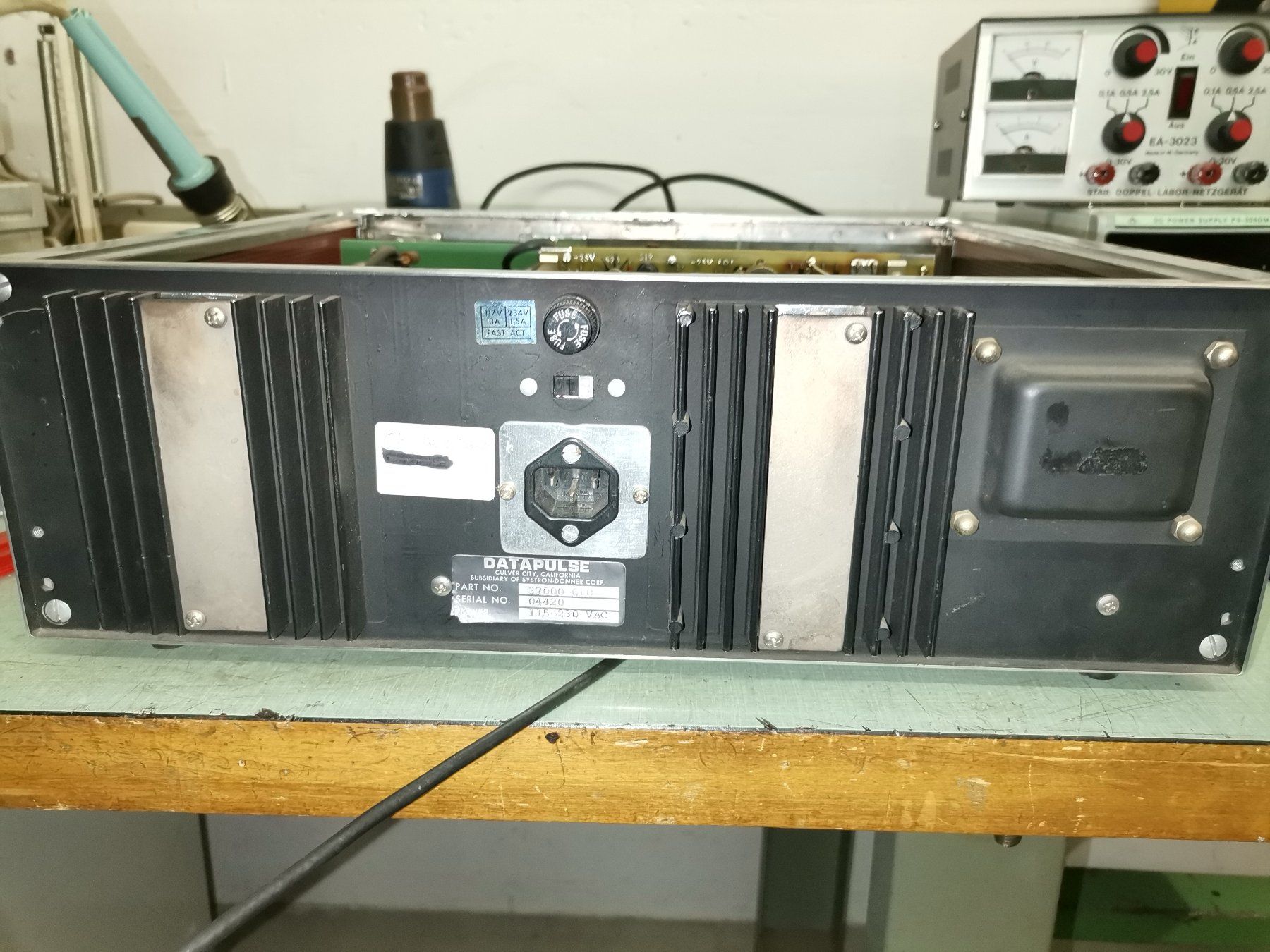 Mesurer: Signalquelle Pulse generator – D'occasion à Kleindöttingen par Katze99 2