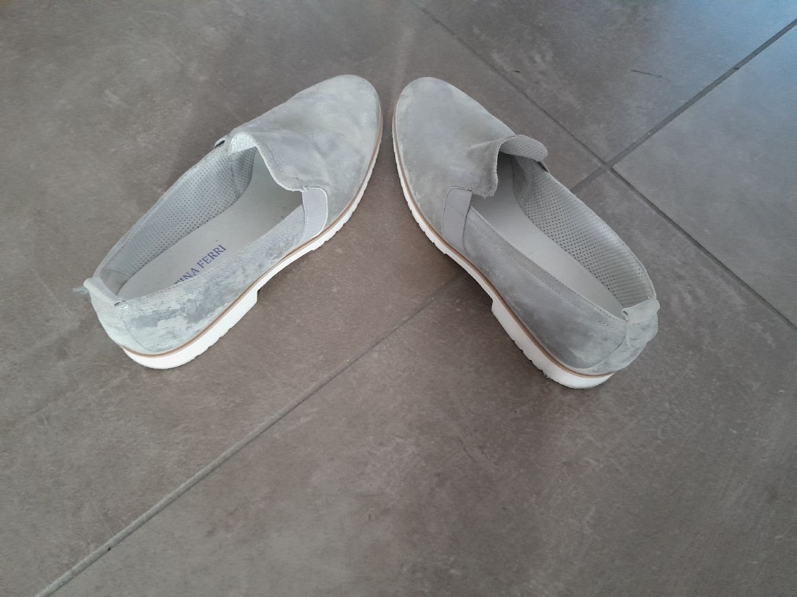 Scarpe da donna: Damenschuh Cristina Ferri  – Usato da Alterswil FR venduto da jas_cp68 3